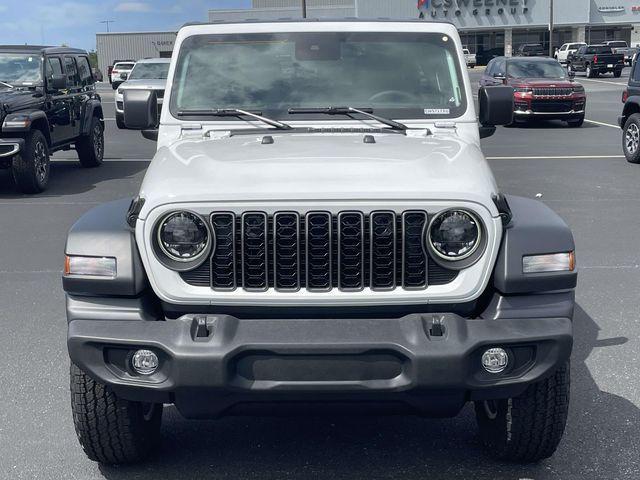 new 2025 Jeep Wrangler car, priced at $46,230