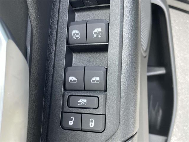 new 2025 Ram 1500 car, priced at $40,538