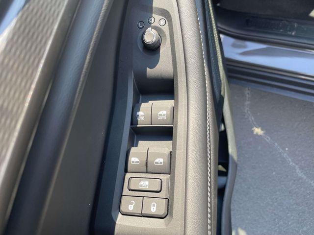 new 2025 Jeep Grand Cherokee L car, priced at $40,192