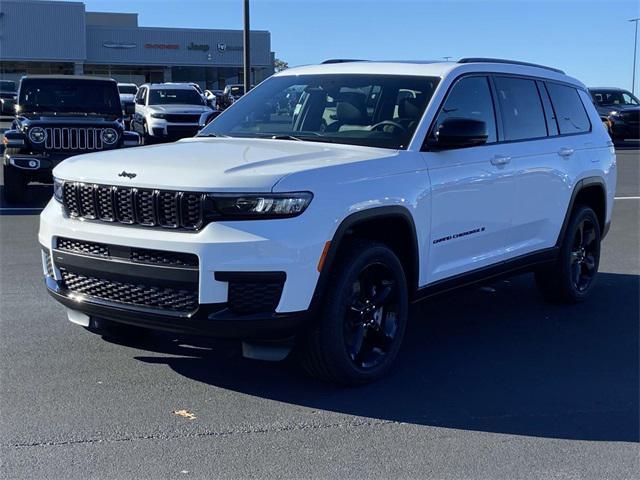 new 2025 Jeep Grand Cherokee L car, priced at $40,580