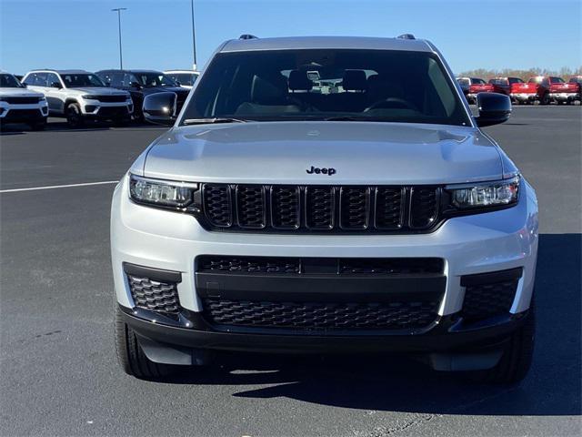 new 2025 Jeep Grand Cherokee L car, priced at $41,175