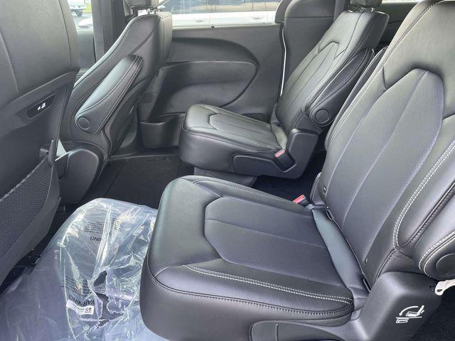new 2026 Chrysler Pacifica car, priced at $36,668