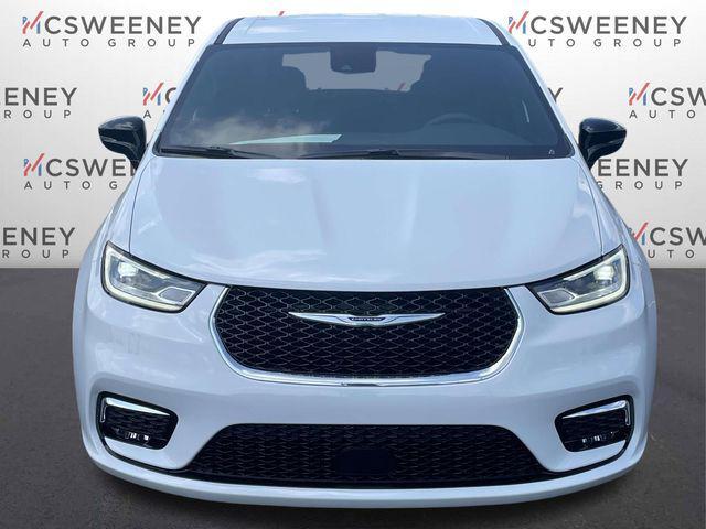 new 2026 Chrysler Pacifica car, priced at $36,668