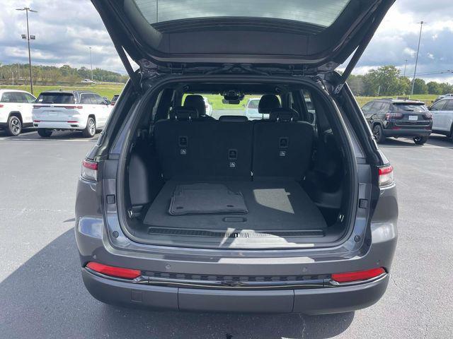 new 2025 Jeep Grand Cherokee car, priced at $36,125