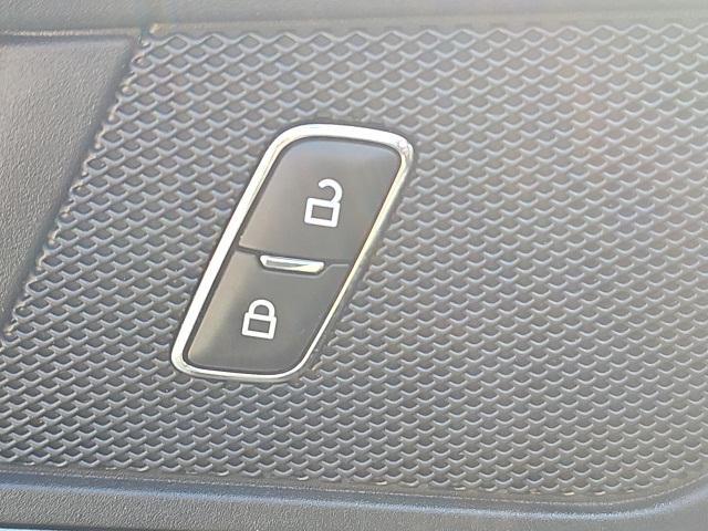 used 2020 Ford Edge car, priced at $15,200