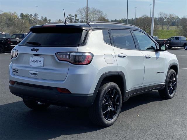 new 2024 Jeep Compass car, priced at $32,028