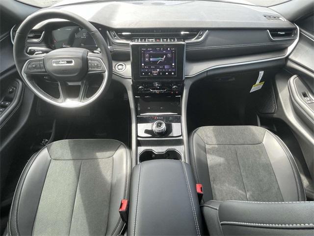 new 2025 Jeep Grand Cherokee L car, priced at $40,625