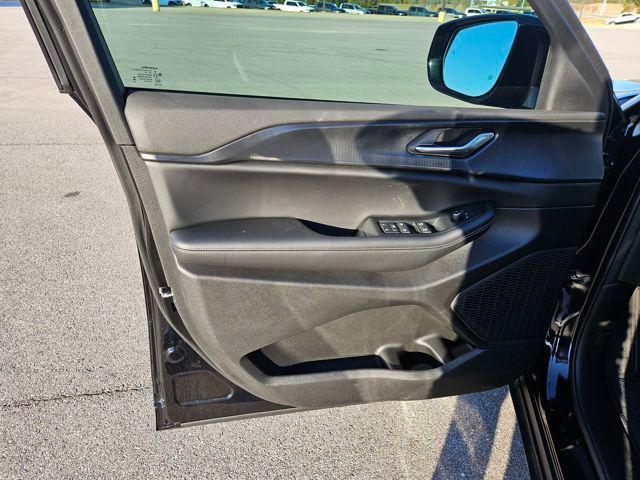 new 2025 Jeep Grand Cherokee L car, priced at $38,232