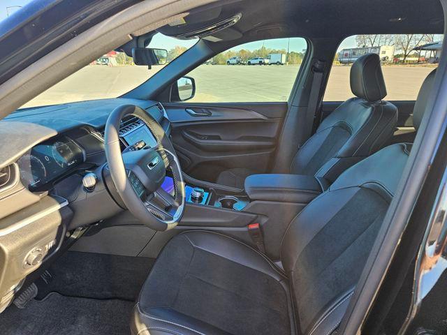 new 2025 Jeep Grand Cherokee L car, priced at $38,232