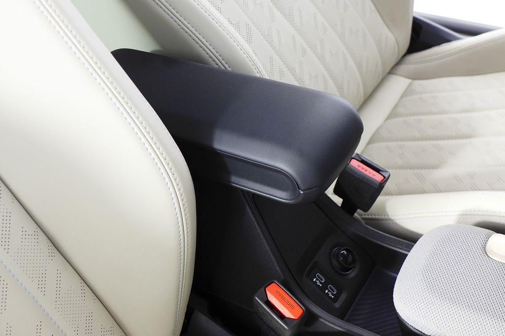 used 2025 MINI Hardtop car, priced at $31,545