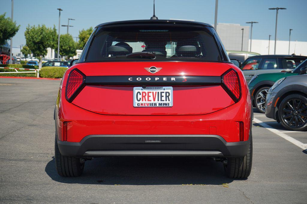 new 2025 MINI Hardtop car, priced at $37,960
