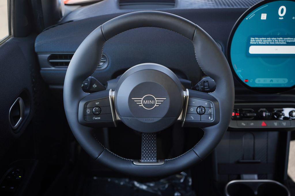 new 2025 MINI Hardtop car, priced at $37,960