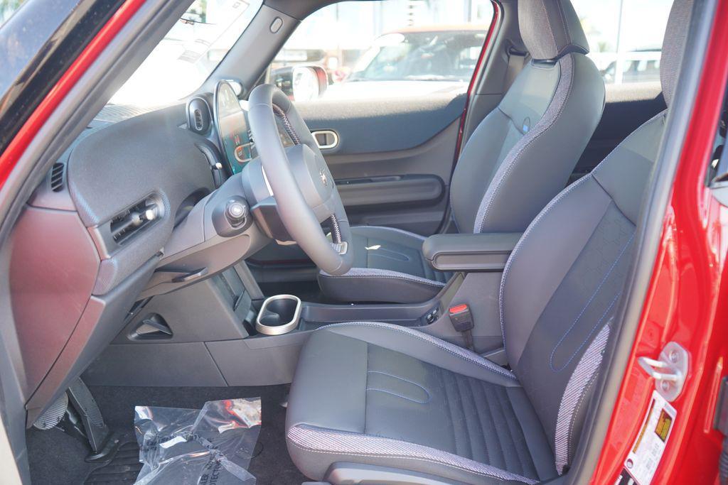 new 2025 MINI Hardtop car, priced at $37,960