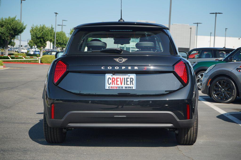 new 2025 MINI Hardtop car, priced at $36,110