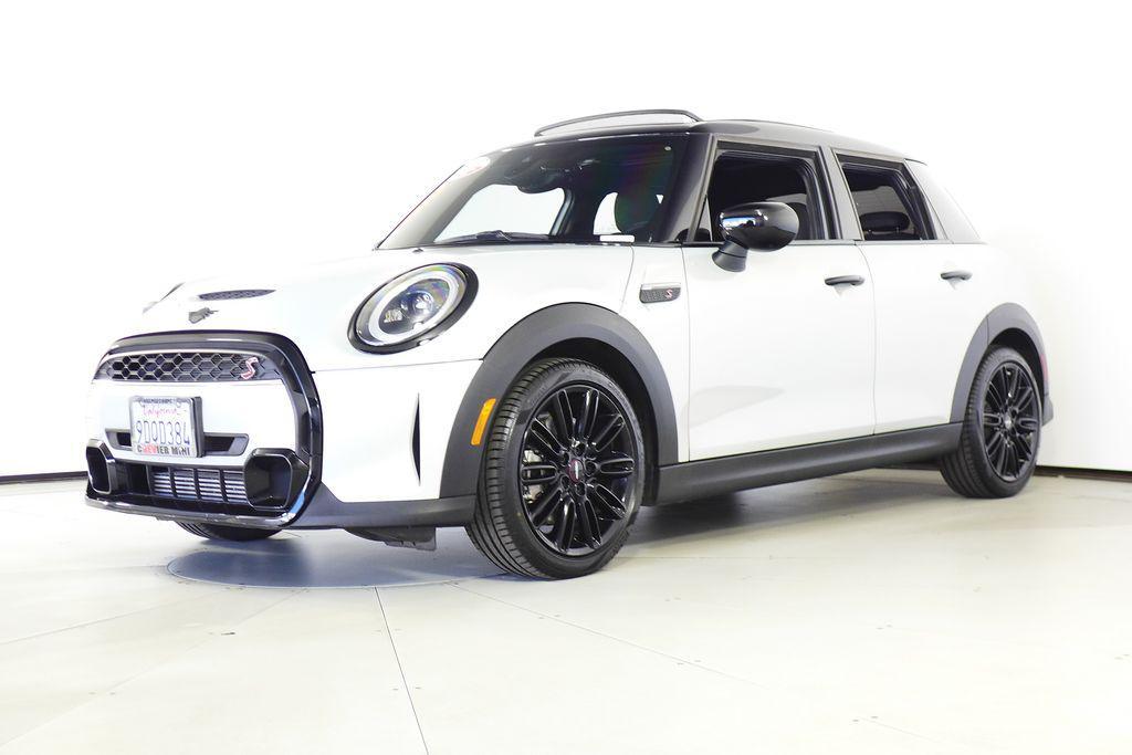 used 2023 MINI Hardtop car, priced at $25,980