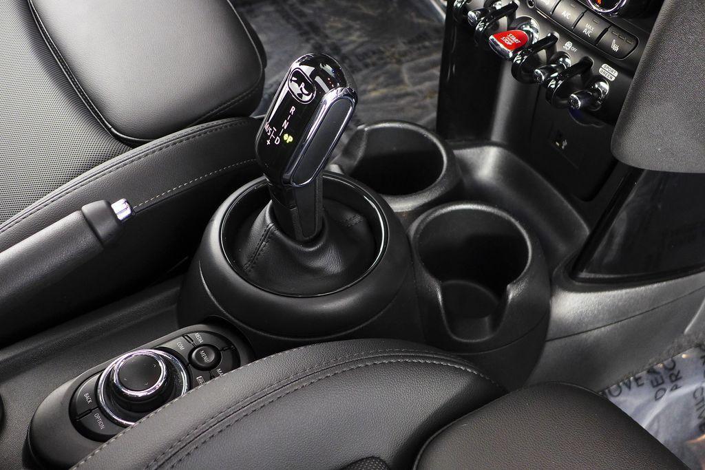 used 2023 MINI Hardtop car, priced at $25,980