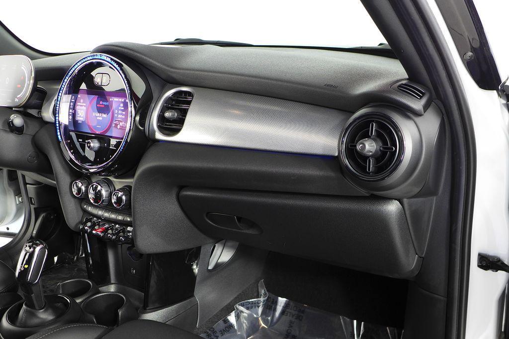 used 2023 MINI Hardtop car, priced at $25,980