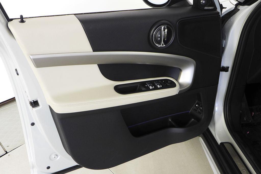 used 2022 MINI SE Countryman car, priced at $32,280