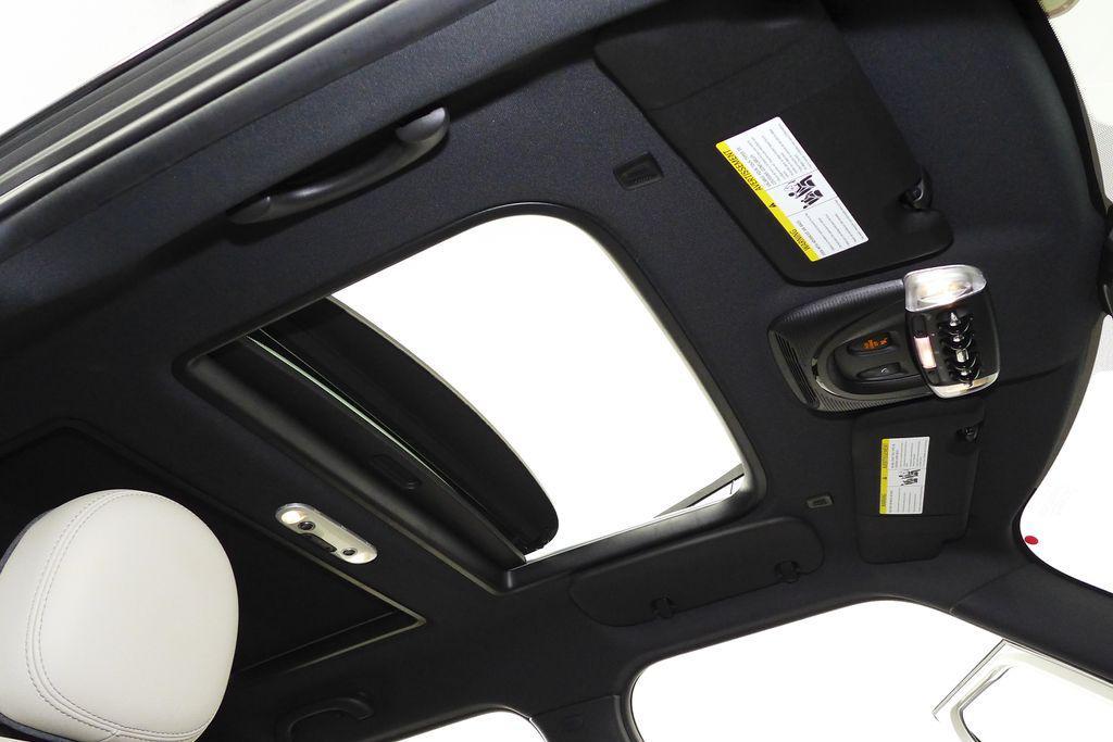 used 2022 MINI SE Countryman car, priced at $32,280