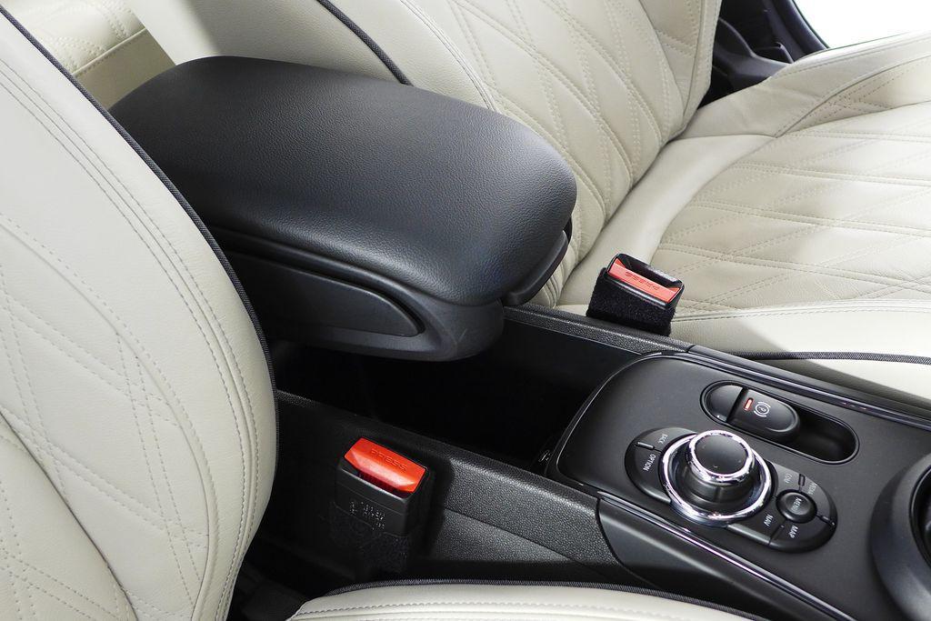 used 2022 MINI SE Countryman car, priced at $32,280