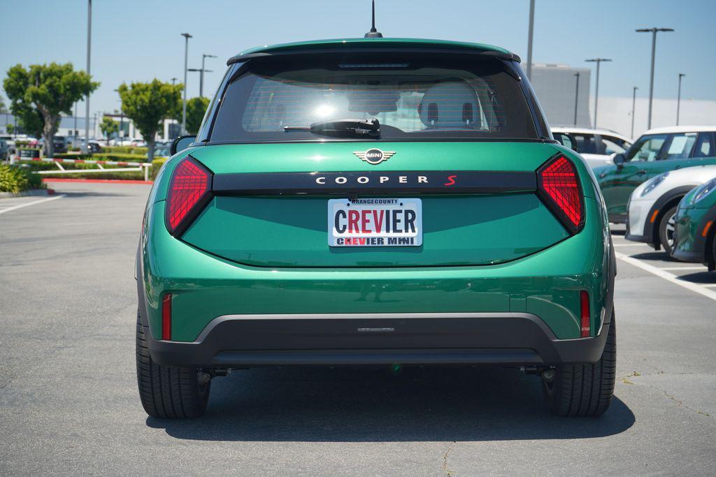 new 2025 MINI Hardtop car, priced at $37,810