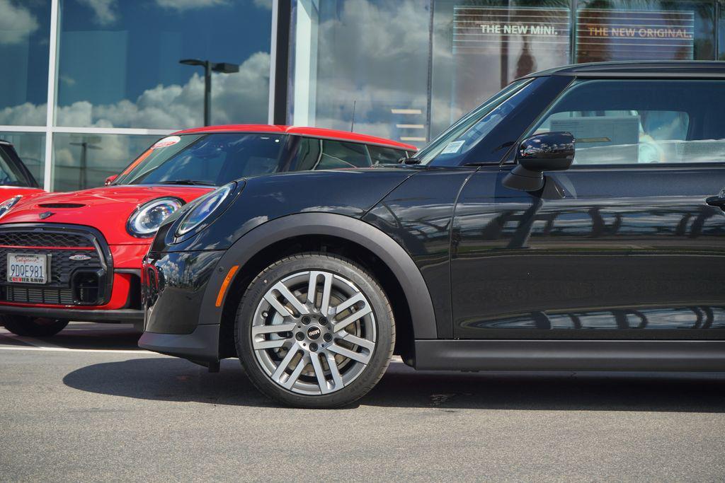 new 2026 MINI Hardtop car, priced at $34,090