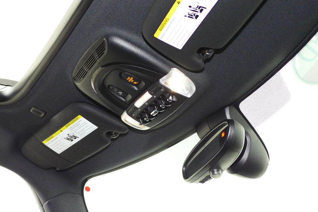 used 2022 MINI Hardtop car, priced at $30,780