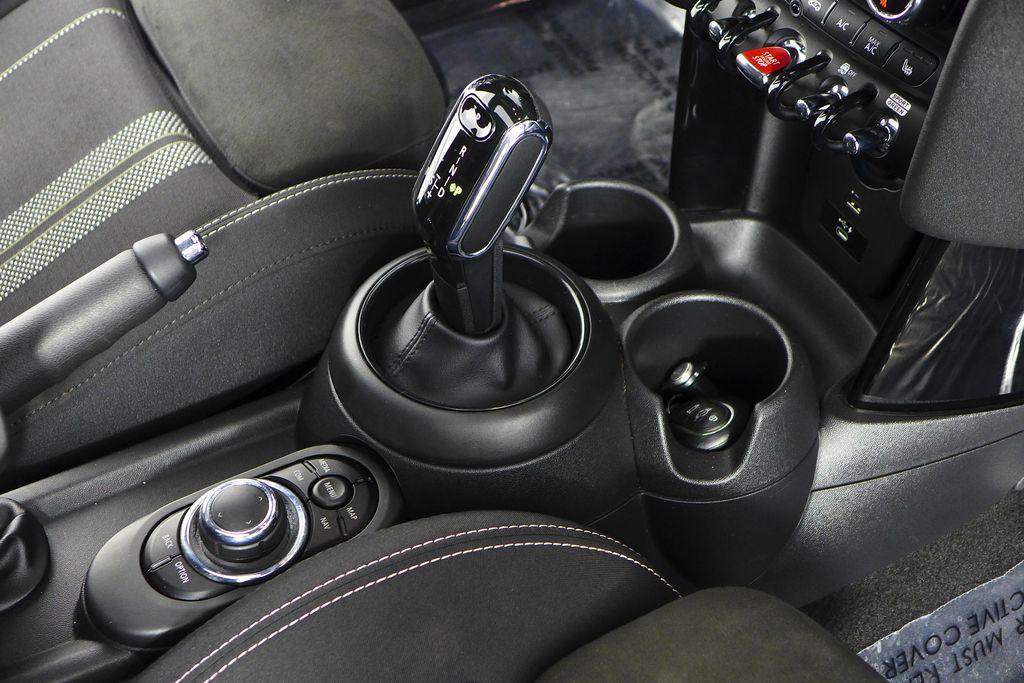 used 2022 MINI Hardtop car, priced at $30,780