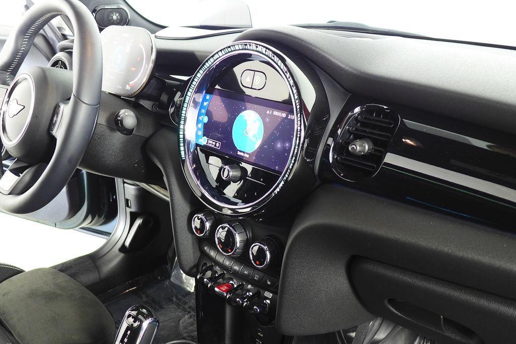 used 2022 MINI Hardtop car, priced at $30,780