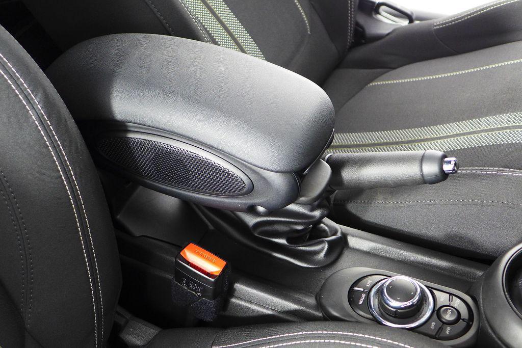 used 2022 MINI Hardtop car, priced at $30,780