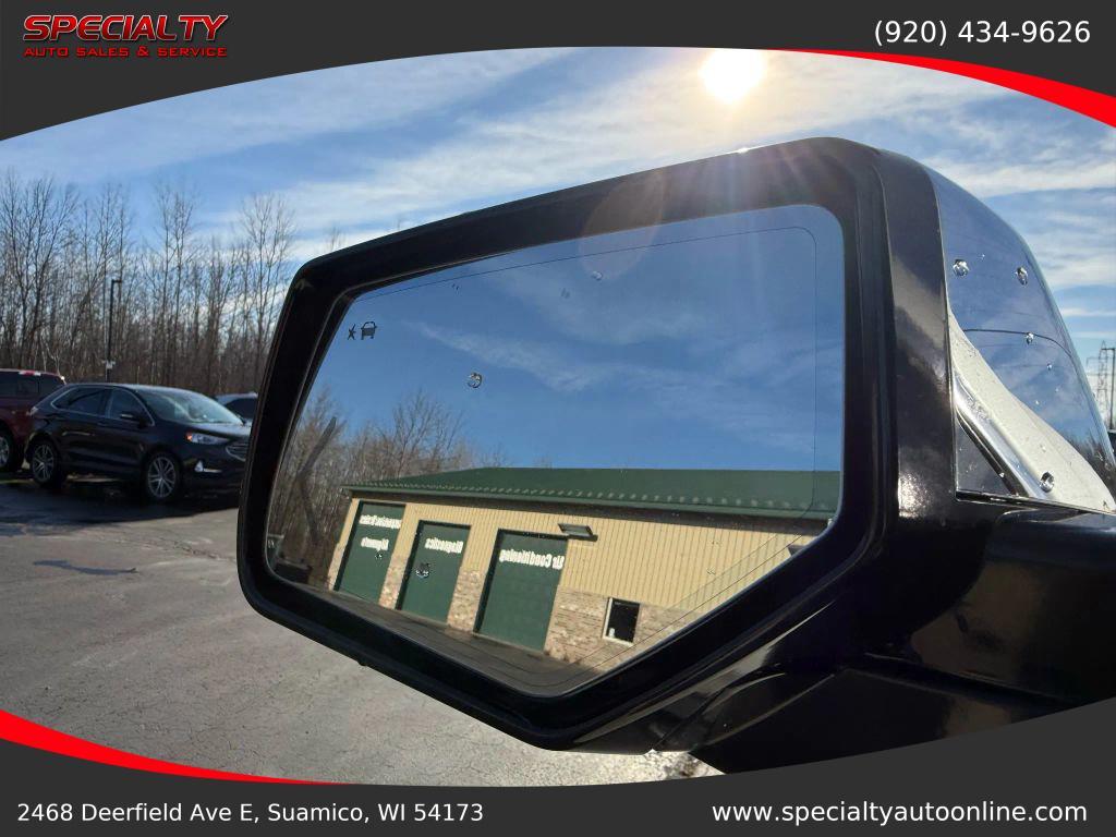 used 2015 Chevrolet Suburban car, priced at $14,000