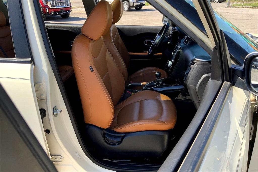 used 2016 Kia Soul car, priced at $12,485