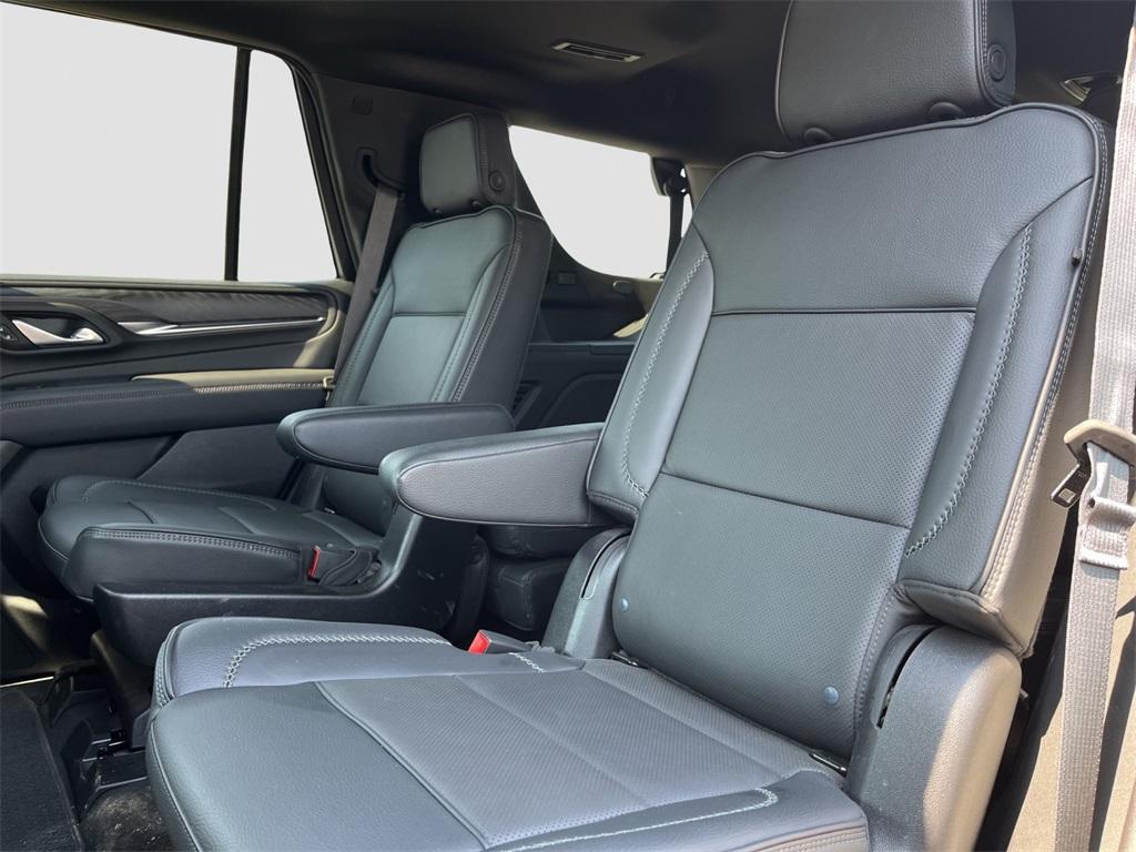 used 2024 GMC Yukon car, priced at $72,960