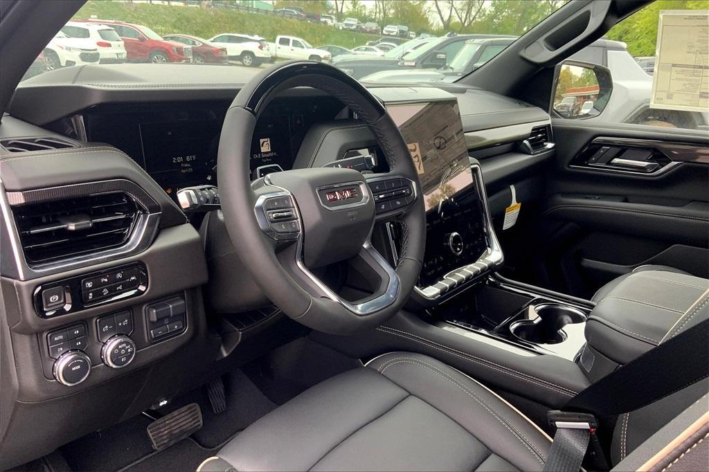 new 2025 GMC Yukon XL car, priced at $76,135