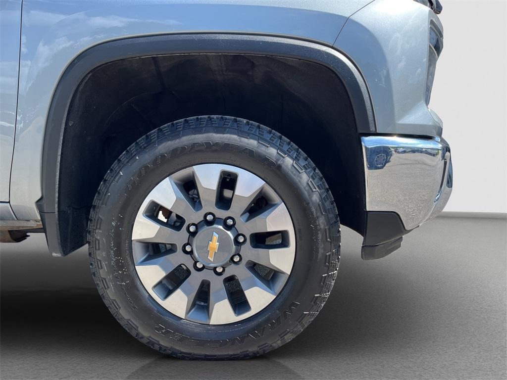 used 2024 Chevrolet Silverado 2500 car, priced at $50,707