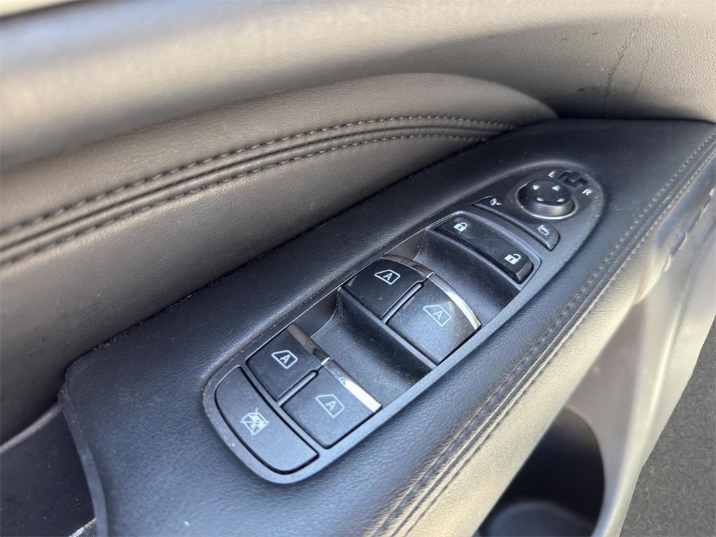 used 2015 INFINITI QX60 car, priced at $13,021