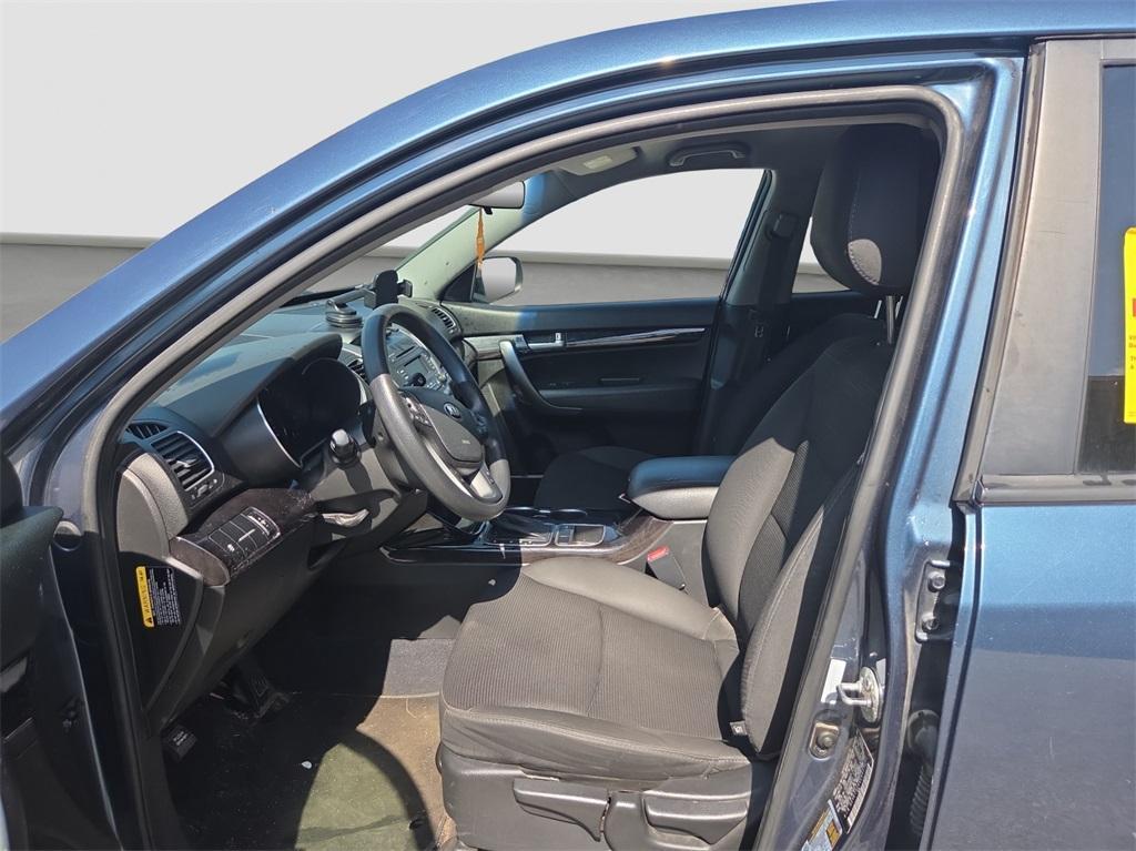 used 2014 Kia Sorento car, priced at $10,669