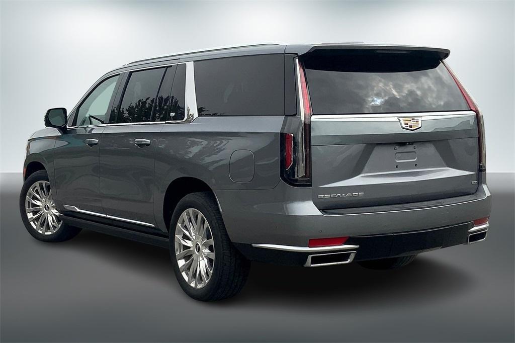 used 2021 Cadillac Escalade ESV car, priced at $62,142