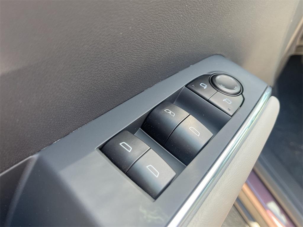 new 2025 GMC Acadia car