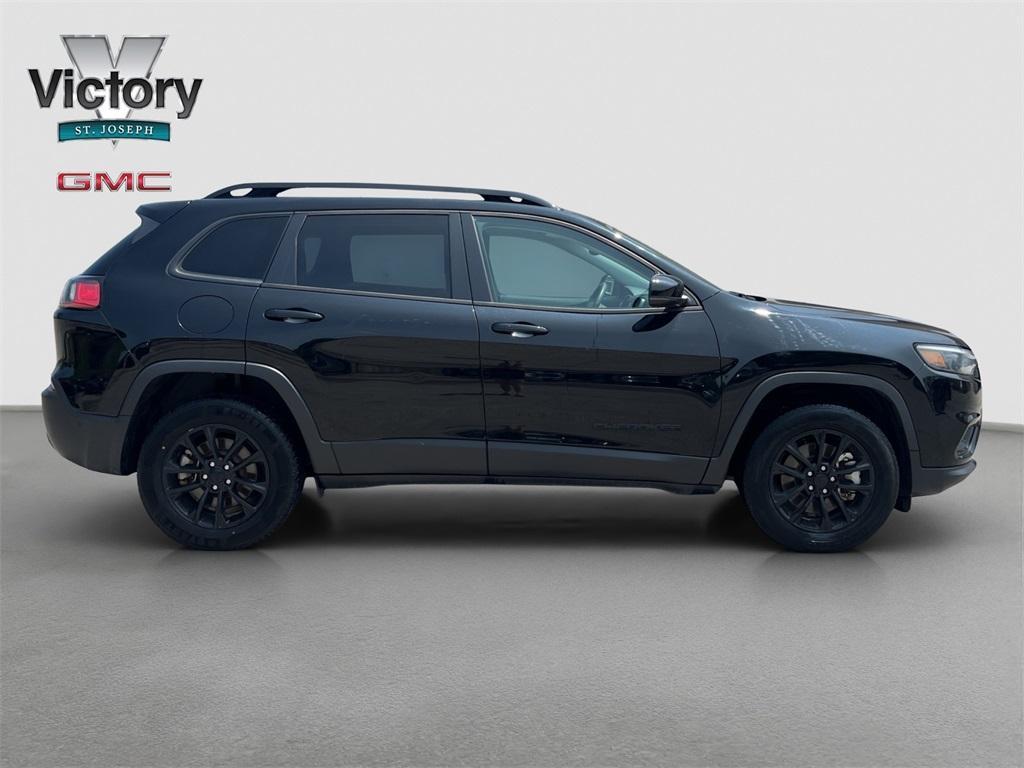 used 2023 Jeep Cherokee car, priced at $23,527