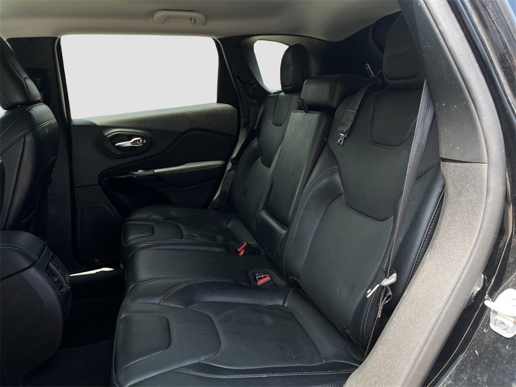 used 2023 Jeep Cherokee car, priced at $23,527