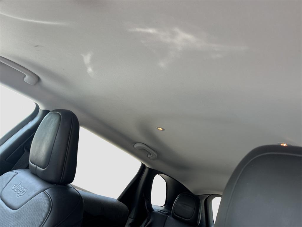 used 2023 Jeep Cherokee car, priced at $23,527