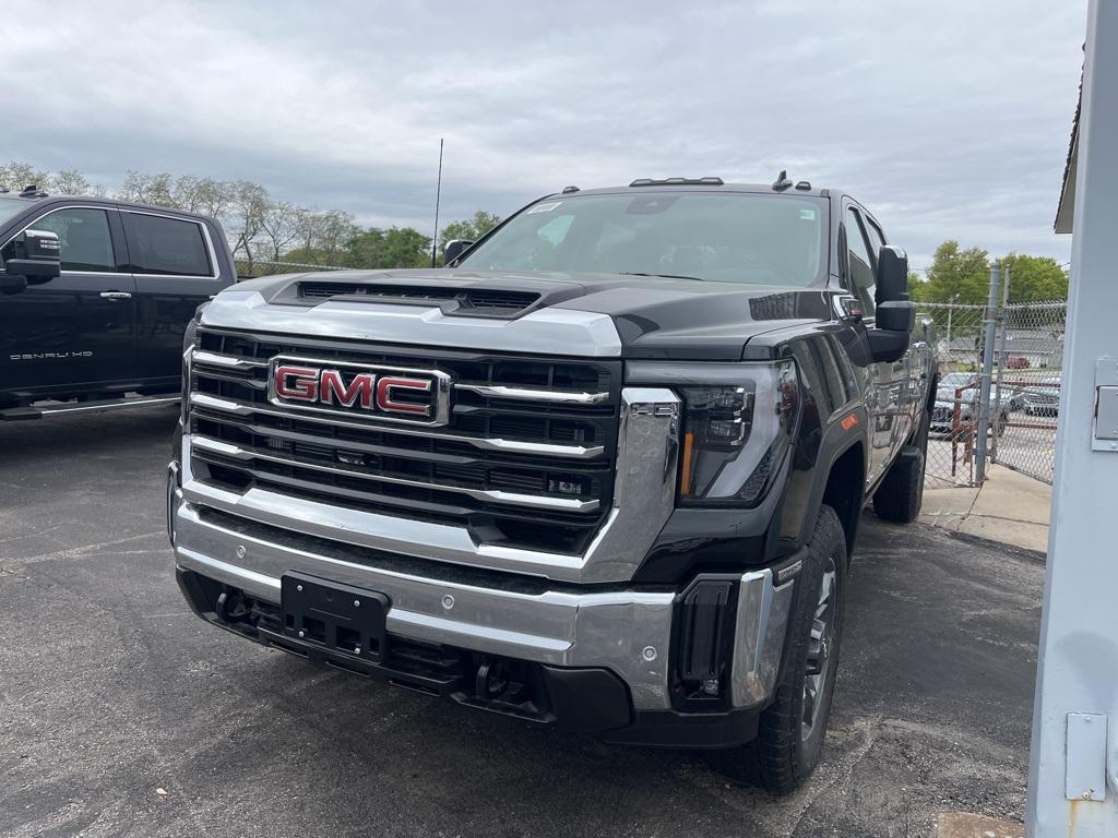 new 2025 GMC Sierra 3500 car, priced at $76,330