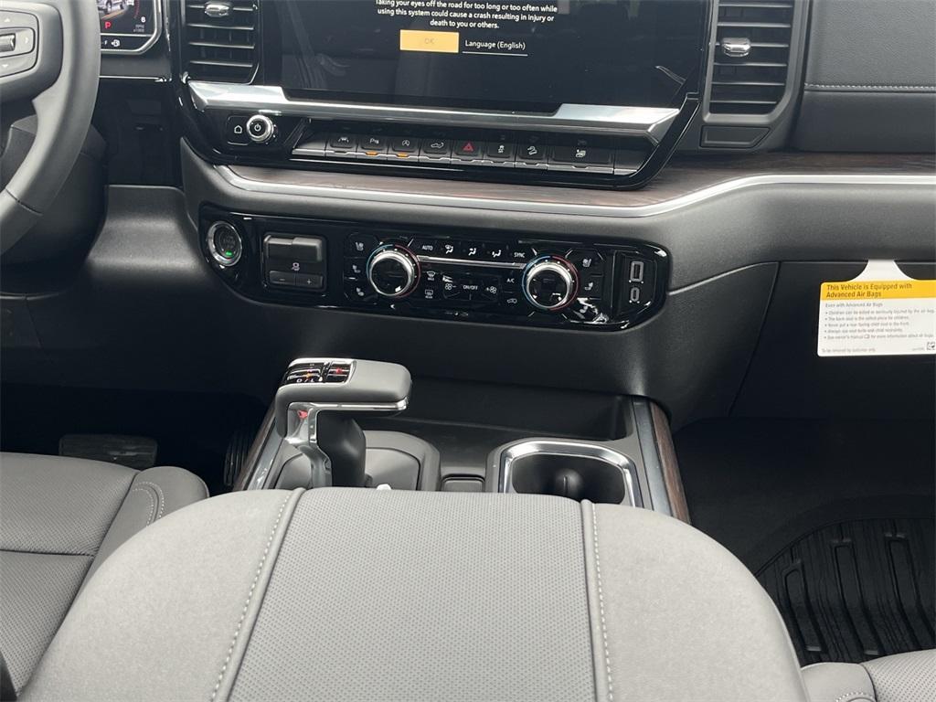 new 2025 GMC Sierra 1500 car, priced at $60,295