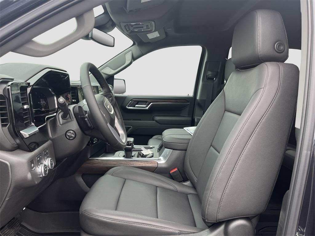 new 2025 GMC Sierra 1500 car, priced at $60,295