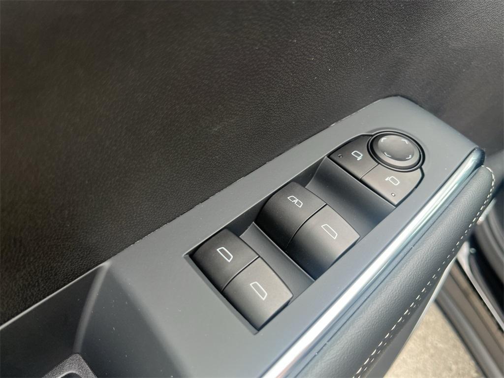 new 2025 GMC Acadia car, priced at $52,345