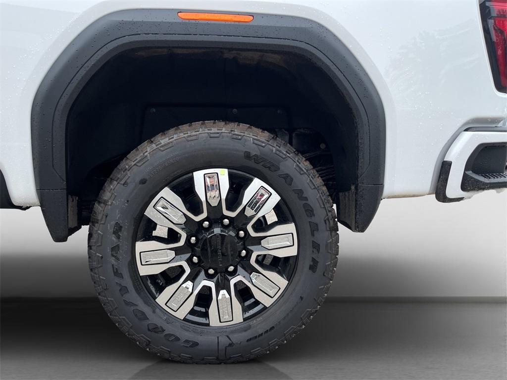 new 2025 GMC Sierra 2500 car, priced at $87,625