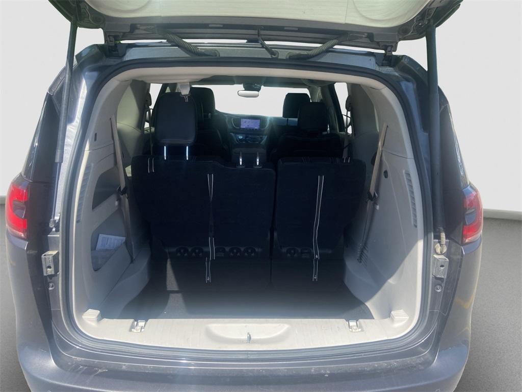 used 2023 Chrysler Pacifica car, priced at $23,583