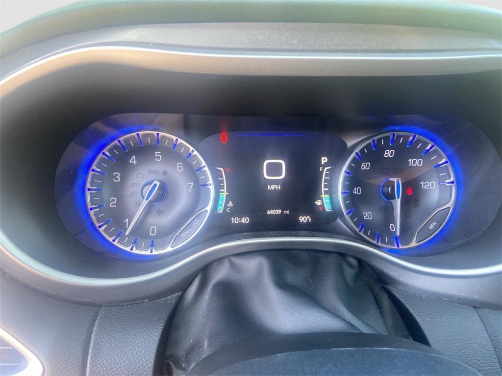 used 2023 Chrysler Pacifica car, priced at $23,583