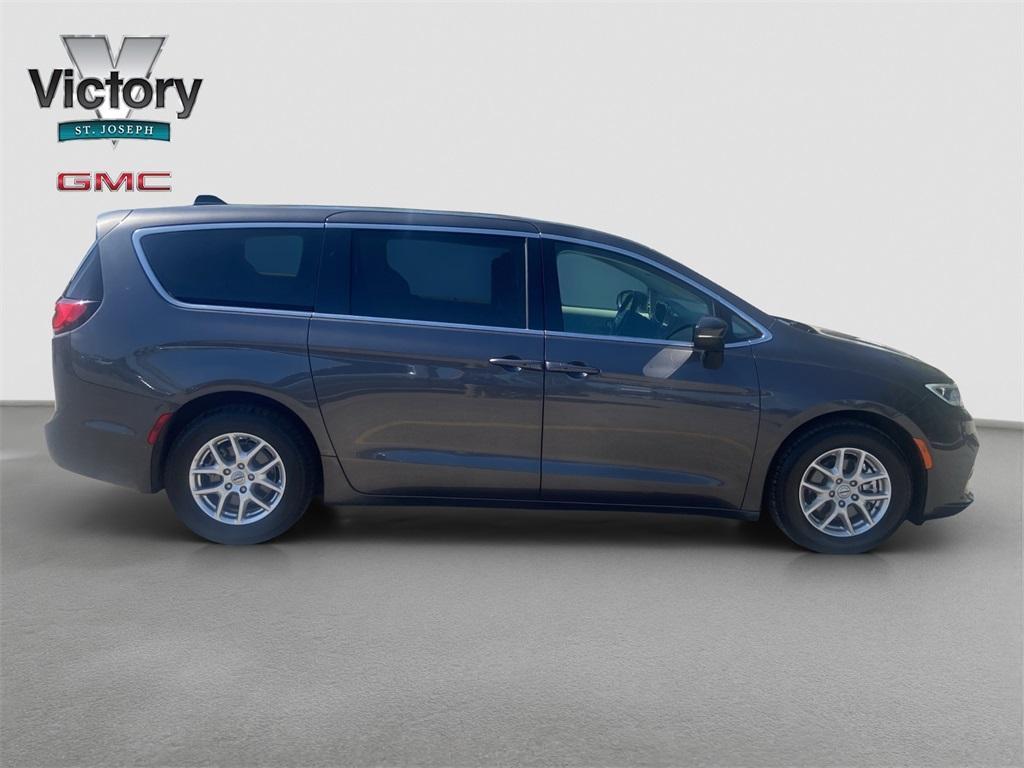 used 2023 Chrysler Pacifica car, priced at $23,583